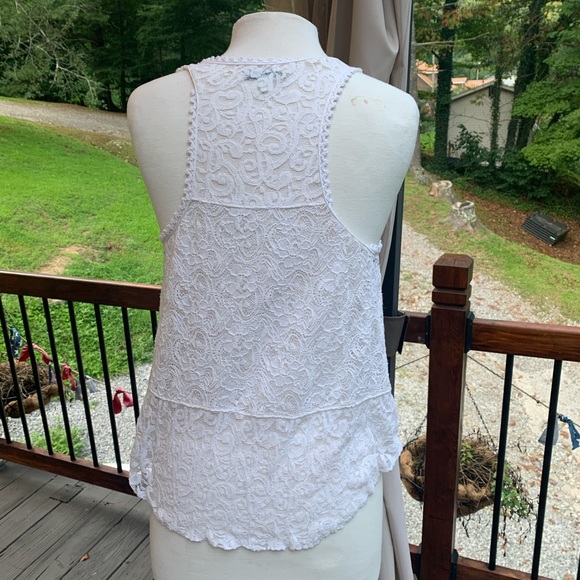 🖤 American Eagle Small Lace sleeveless top 🖤 - Picture 2 of 3